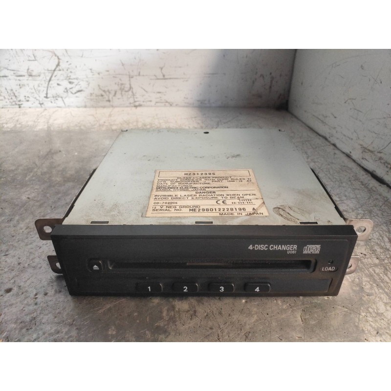 Recambio de sistema audio / radio cd para mitsubishi montero (v60/v70) 3.2 di-d avance (5-ptas.) referencia OEM IAM MZ312395  