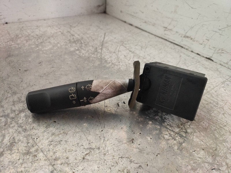 Recambio de mando limpia para peugeot 206 berlina xn referencia OEM IAM 96049597ZL 61580003 