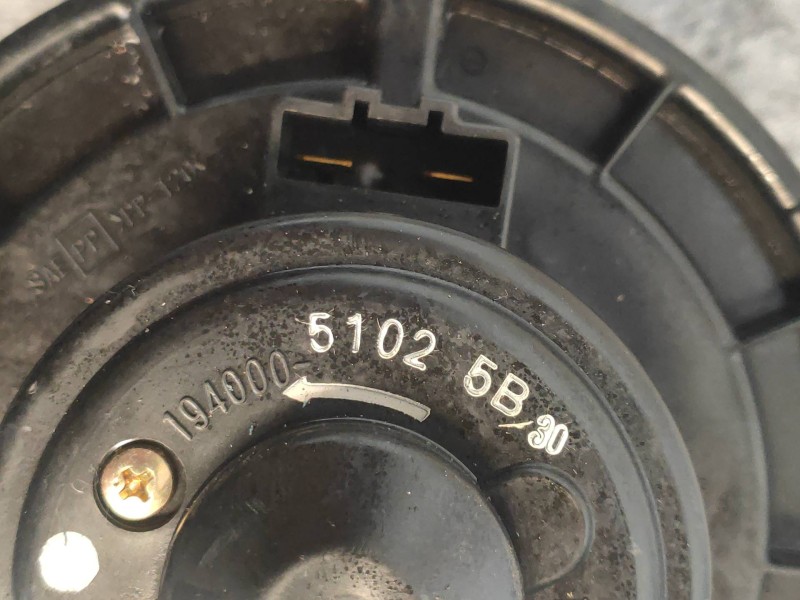 Recambio de motor calefaccion para mitsubishi montero (v60/v70) 3.2 di-d avance (5-ptas.) referencia OEM IAM 1940005102  