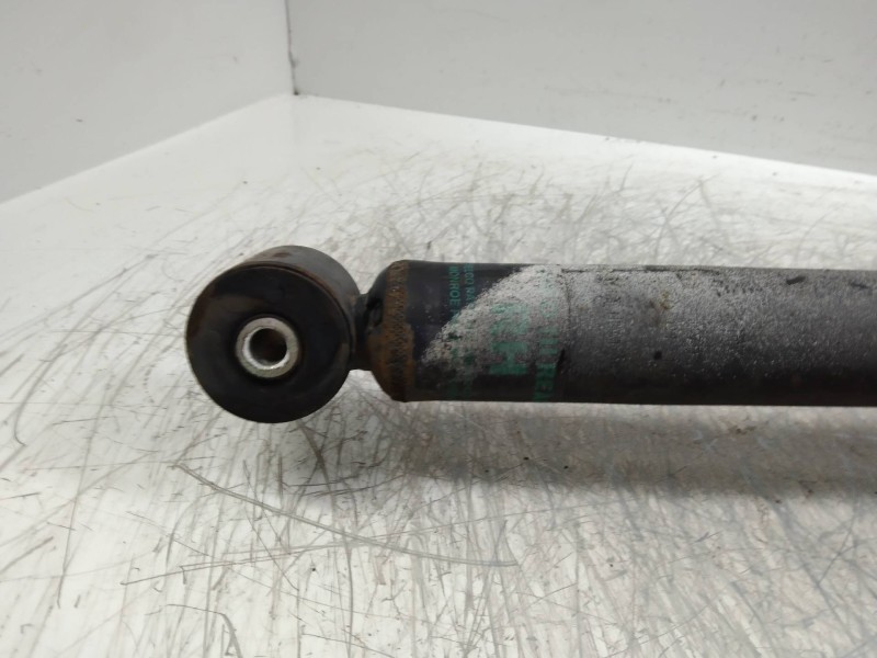 Recambio de amortiguador trasero para tata indica 1.4 referencia OEM IAM   