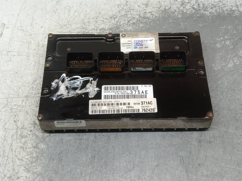 Recambio de centralita motor uce para chrysler voyager (rg) 3.3 lx referencia OEM IAM P04748375AE  