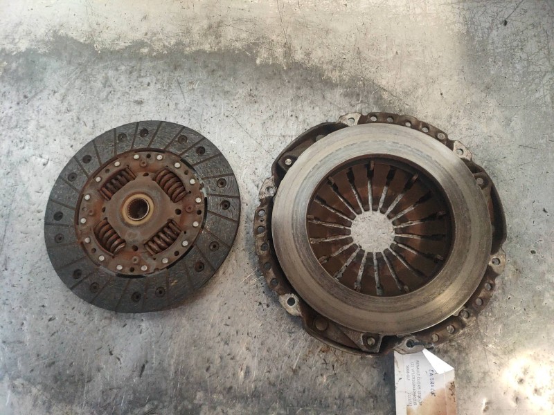 Recambio de kit embrague para renault clio iii 1.5 dci diesel referencia OEM IAM   