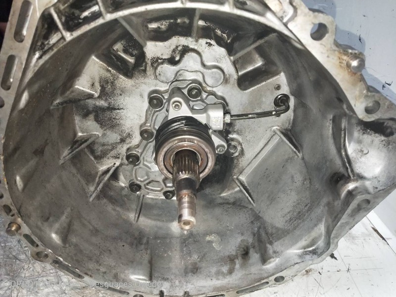 Recambio de caja cambios para ssangyong actyon 200 xdi referencia OEM IAM G3102009016 MAD470600137 