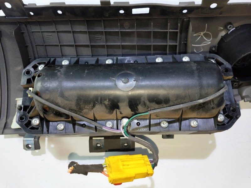 Recambio de kit airbag para jeep cherokee (kj) 2.5 crd básico referencia OEM IAM   