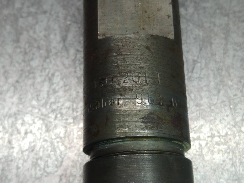 Recambio de inyector para audi a4 berlina (b5) 1.9 tdi referencia OEM IAM 028130201T  