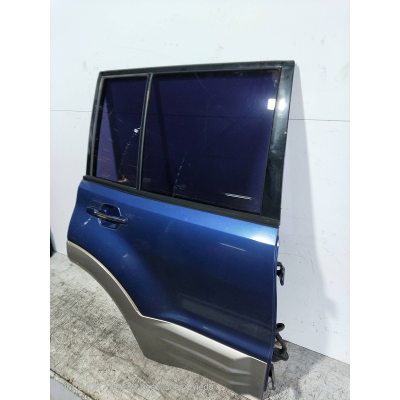 Recambio de puerta trasera derecha para mitsubishi montero (v60/v70) 3.2 di-d avance (5-ptas.) referencia OEM IAM  5P 