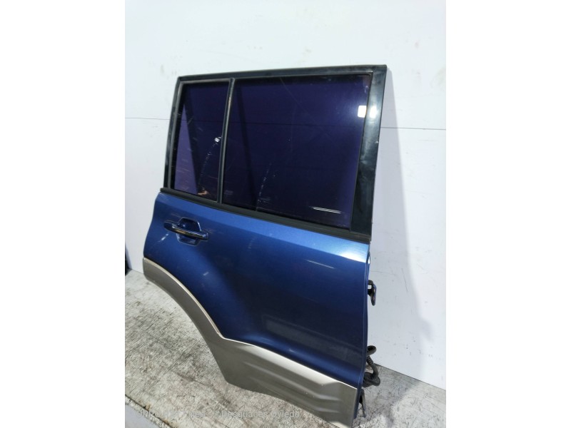 Recambio de puerta trasera derecha para mitsubishi montero (v60/v70) 3.2 di-d avance (5-ptas.) referencia OEM IAM  5P 