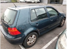 volkswagen golf iv berlina (1j1) del año 2002 2