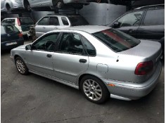 volvo s40 berlina del año 2000 2