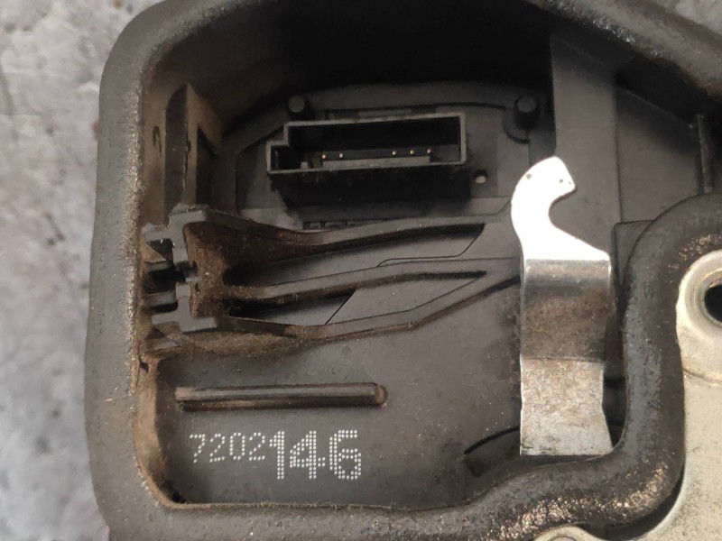 Recambio de motor cierre centralizado delantero derecho para bmw x5 (e70) 3.0d referencia OEM IAM 7202146  