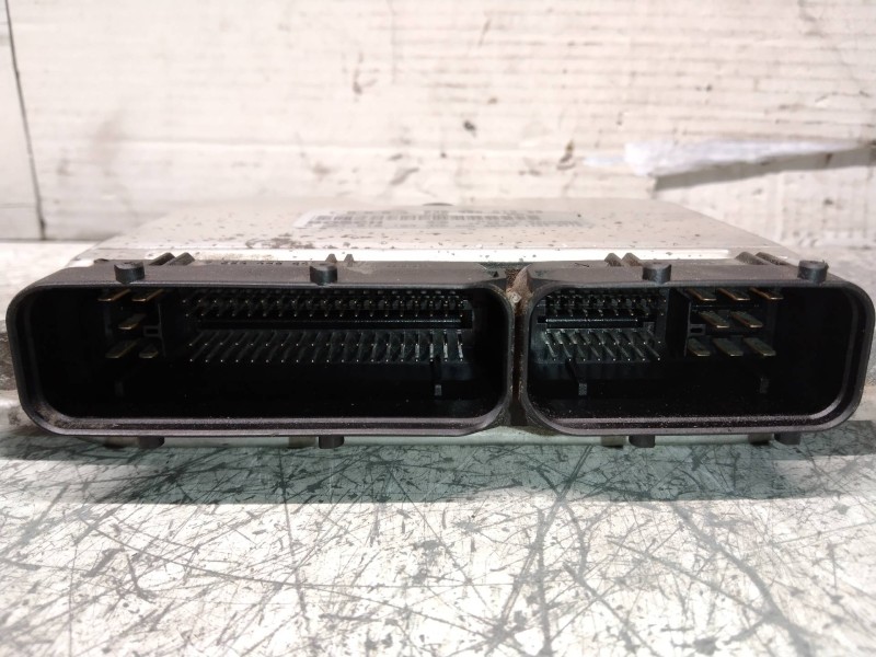 Recambio de centralita motor uce para audi a3 (8l) 1.9 tdi ambiente referencia OEM IAM 0281010123 038906012BB 