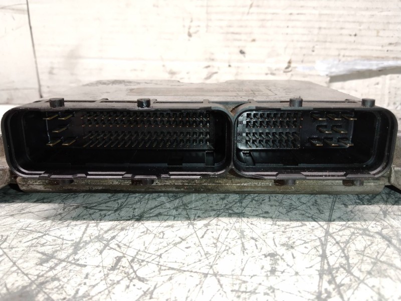 Recambio de centralita motor uce para alfa romeo 147 (190) 1.9 jtd 8v impression referencia OEM IAM 0281011487 55198491 937