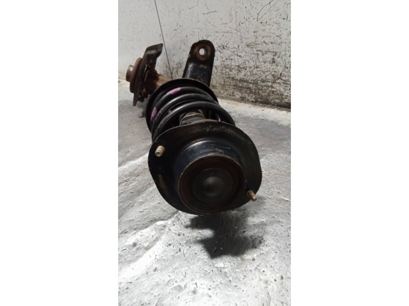 Recambio de mangueta delantera derecha para opel kadett e gl berlina referencia OEM IAM   