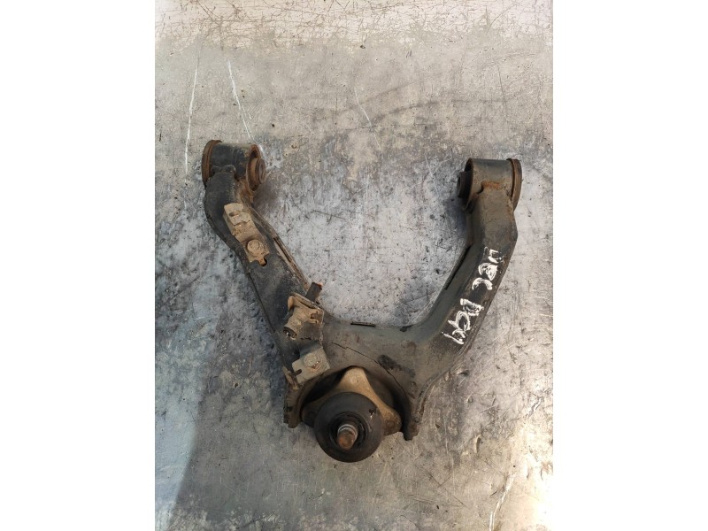 Recambio de brazo suspension superior delantero derecho para mitsubishi montero (v60/v70) 3.2 di-d avance (5-ptas.) referencia O