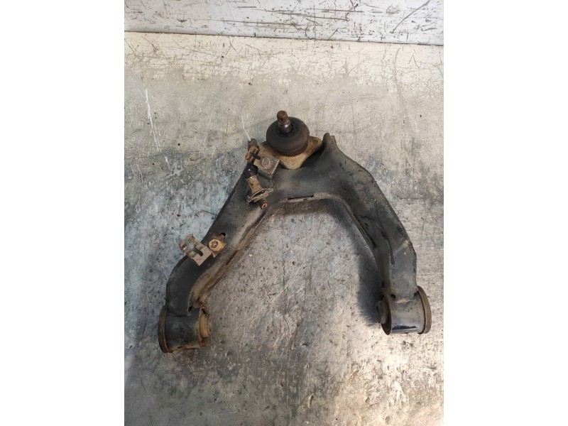 Recambio de brazo suspension superior delantero izquierdo para mitsubishi montero (v60/v70) 3.2 di-d avance (5-ptas.) referencia