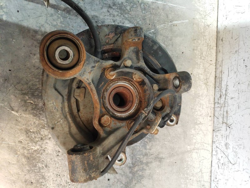 Recambio de mangueta trasera derecha para mitsubishi montero (v60/v70) 3.2 di-d avance (5-ptas.) referencia OEM IAM   