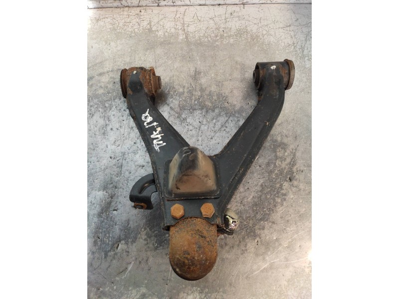 Recambio de brazo suspension superior trasero izquierdo para mitsubishi montero (v60/v70) 3.2 di-d avance (5-ptas.) referencia O