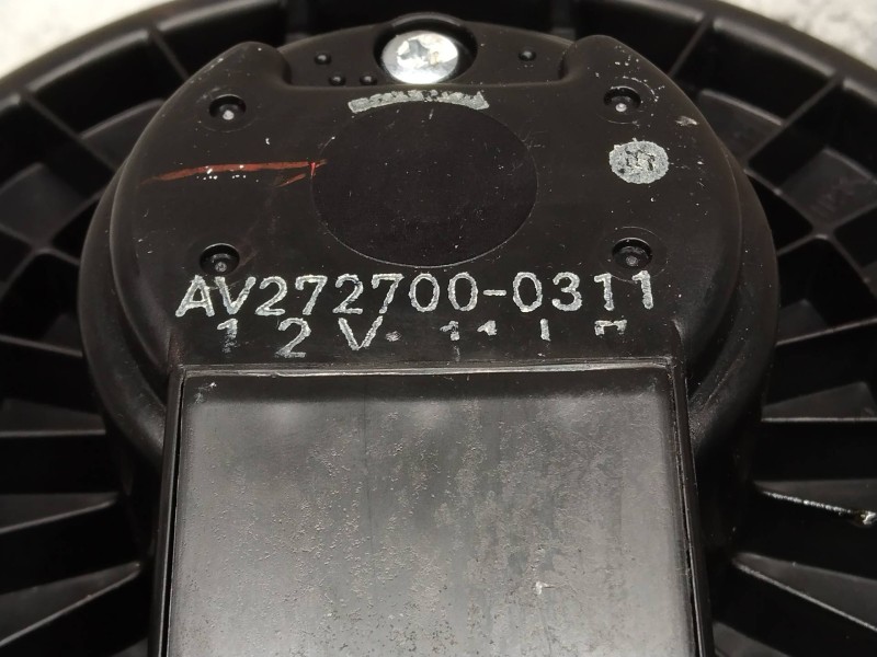 Recambio de motor calefaccion para toyota yaris (ksp9/scp9/nlp9) básico referencia OEM IAM AV2727000311  