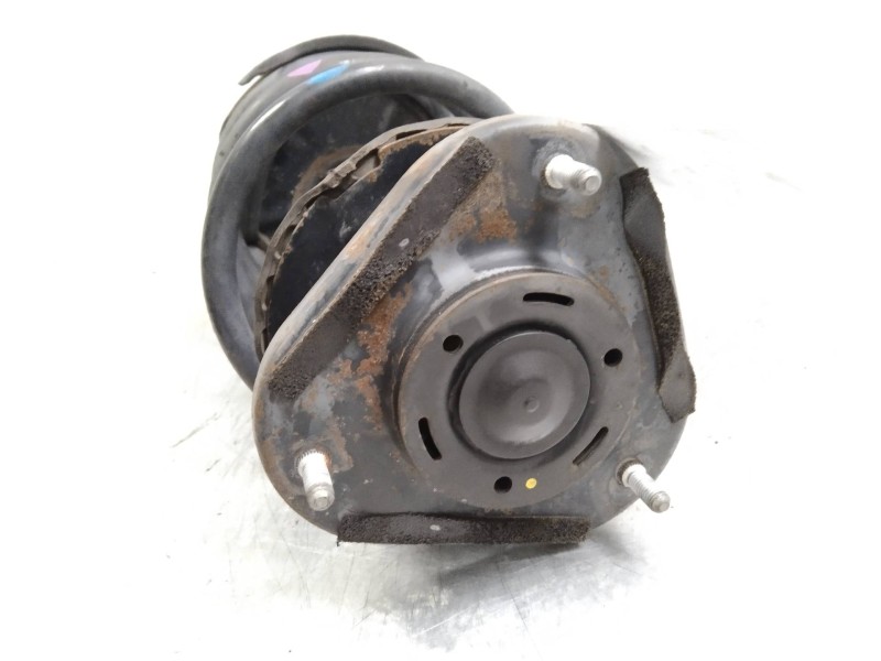Recambio de amortiguador delantero izquierdo para toyota avensis wagon (t25) 2.0 d-4d executive referencia OEM IAM   