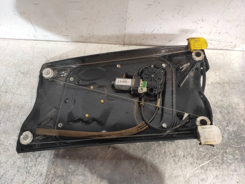 Recambio de elevalunas delantero derecho para land rover freelander (lr2) 2.2 td4 referencia OEM IAM 6H5223200AJ 3607M C7Y2A