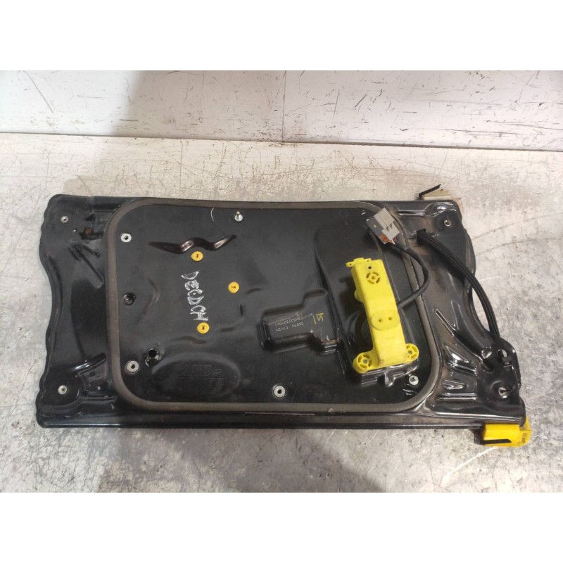 Recambio de elevalunas delantero derecho para land rover freelander (lr2) 2.2 td4 referencia OEM IAM 6H5223200AJ 3607M C7Y2A