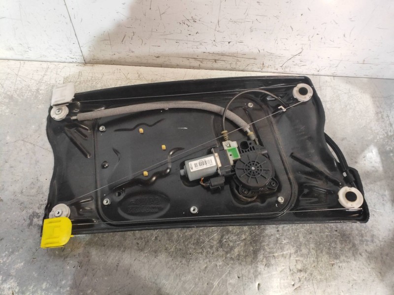 Recambio de elevalunas delantero izquierdo para land rover freelander (lr2) 2.2 td4 referencia OEM IAM 6H5223201AP 2115M 0772A