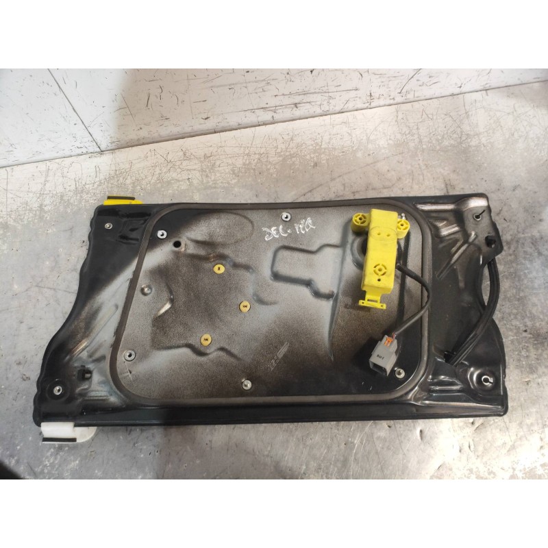 Recambio de elevalunas delantero izquierdo para land rover freelander (lr2) 2.2 td4 referencia OEM IAM 6H5223201AP 2115M 0772A