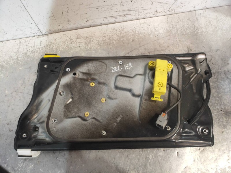 Recambio de elevalunas delantero izquierdo para land rover freelander (lr2) 2.2 td4 referencia OEM IAM 6H5223201AP 2115M 0772A