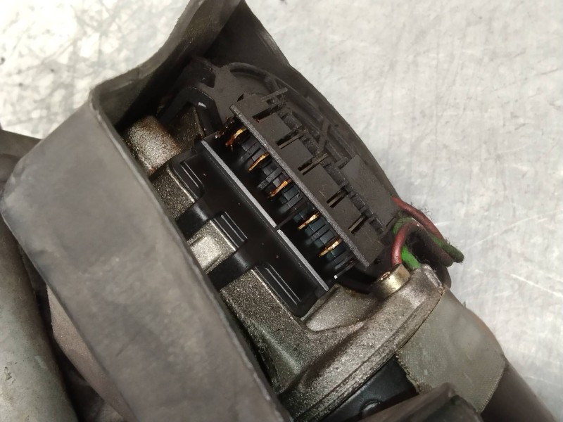Recambio de motor limpia delantero para ford escort berl./turnier atlanta berlina referencia OEM IAM 0390241307 85GB17B571AA 