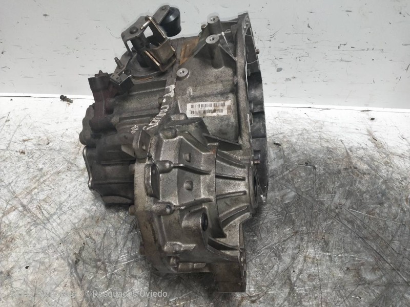 Recambio de caja cambios para chrysler pt cruiser (pt) 2.2 crd cat referencia OEM IAM P04668909AD TGC036200027 