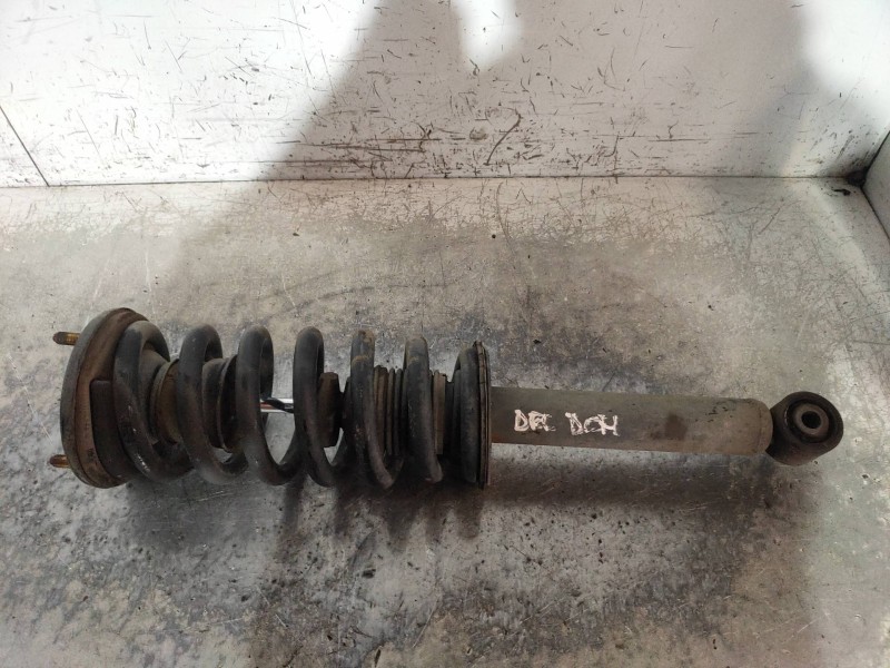 Recambio de amortiguador delantero derecho para mitsubishi montero (v60/v70) 3.2 di-d avance (5-ptas.) referencia OEM IAM MR5542