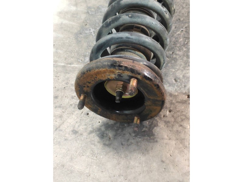 Recambio de amortiguador delantero izquierdo para mitsubishi montero (v60/v70) 3.2 di-d avance (5-ptas.) referencia OEM IAM MR55