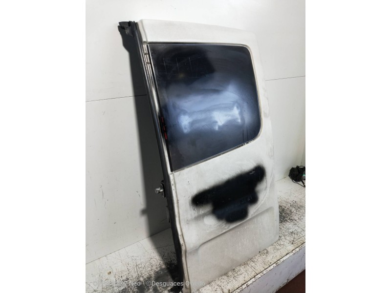 Recambio de puerta trasera derecha para renault trafic caja cerrada (ab 4.01) doble cabina l1h1 2,9t referencia OEM IAM CIEGA  5