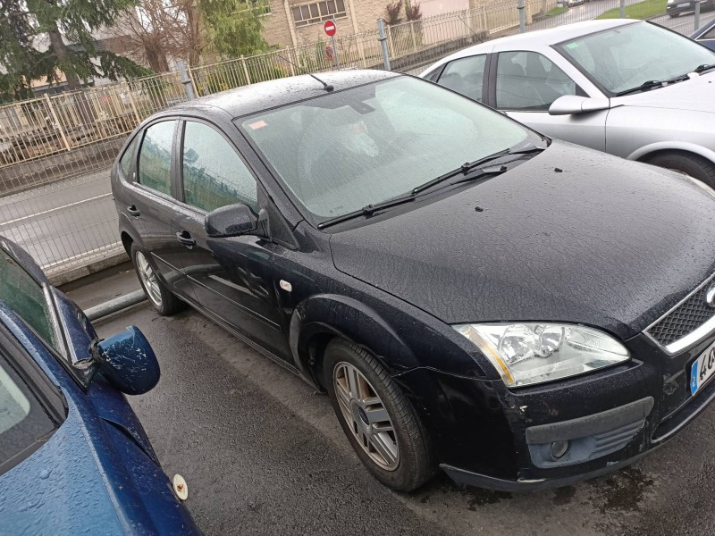 ford focus berlina (cap) del año 2006