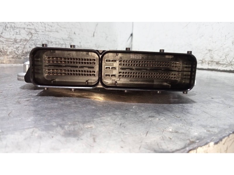 Recambio de centralita motor uce para audi a4 avant (8k5) (2008) 2.0 16v tdi referencia OEM IAM 0281015584 03L906022MJ 