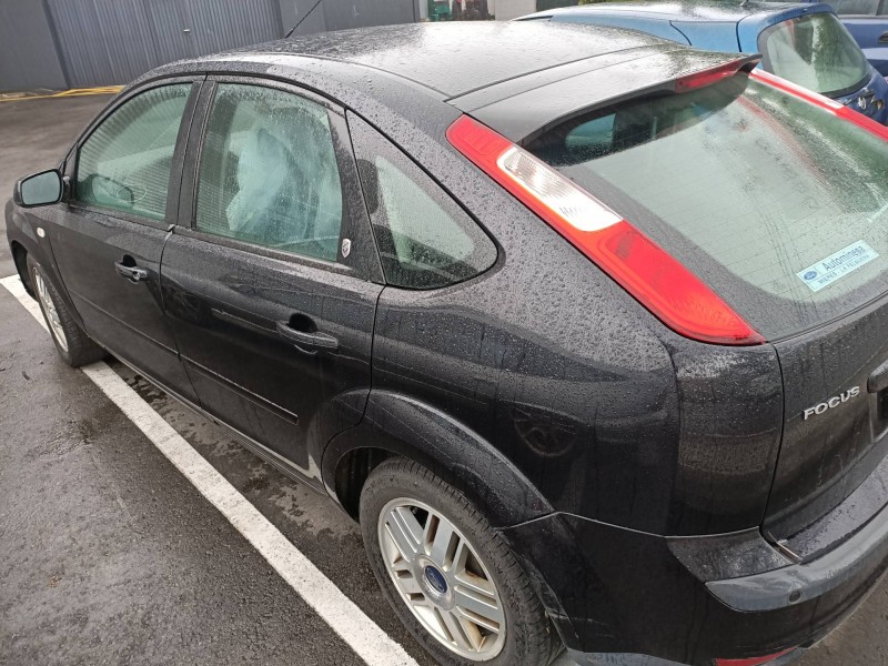 ford focus berlina (cap) del año 2006