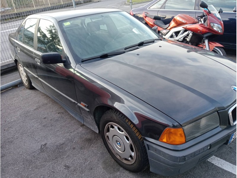bmw serie 3 berlina (e36) del año 1993