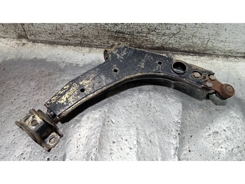 Recambio de brazo suspension inferior delantero izquierdo para opel kadett e gl berlina referencia OEM IAM   