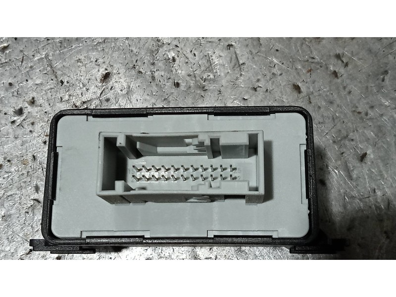 Recambio de modulo electronico para audi a4 avant (8k5) (2008) 2.0 16v tdi referencia OEM IAM 8K590735700  