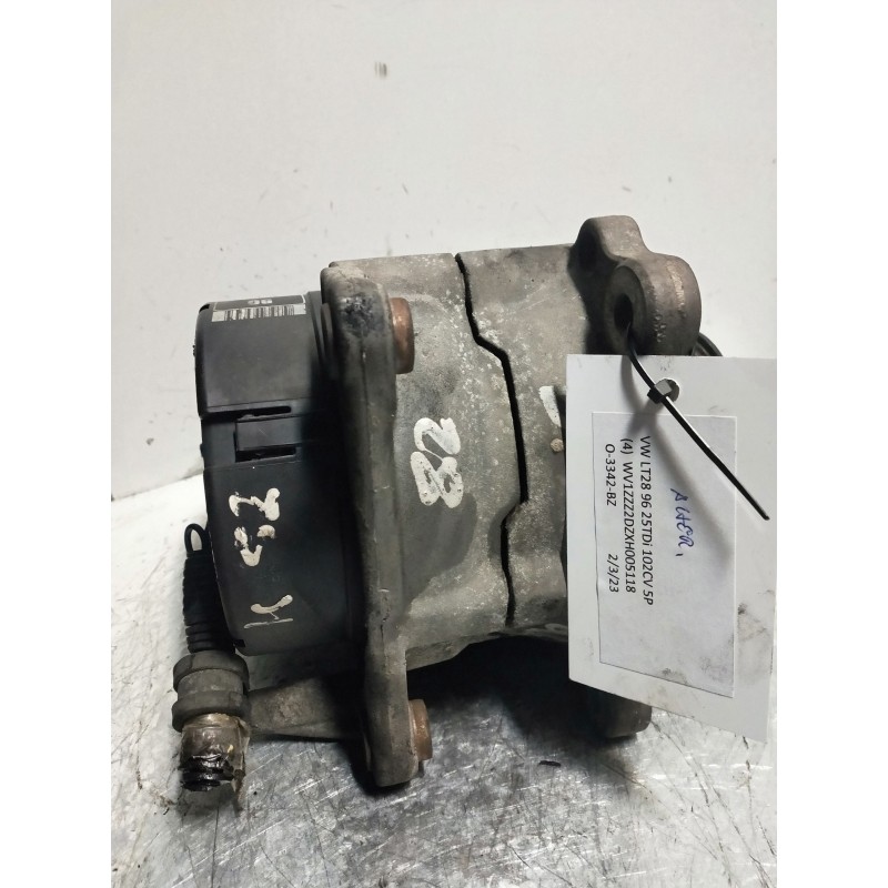 Recambio de alternador para volkswagen lt caja cerrada / combi (mod. 1997) 2.5 tdi referencia OEM IAM 0123320018  