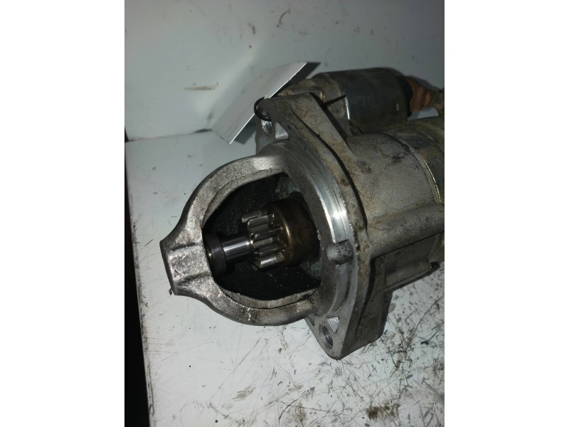 Recambio de motor arranque para ssangyong actyon 200 xdi referencia OEM IAM 6611513801 VALEO 