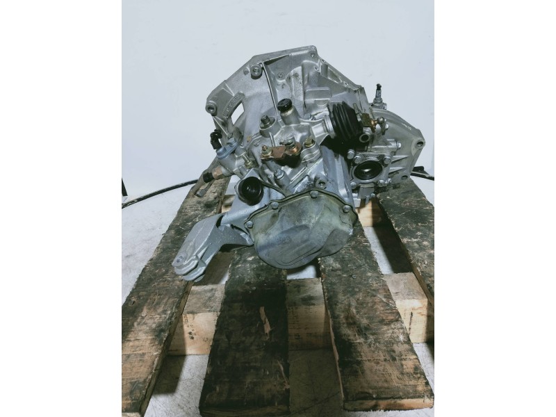 Recambio de caja cambios para fiat punto berl. (176) 55 s referencia OEM IAM   