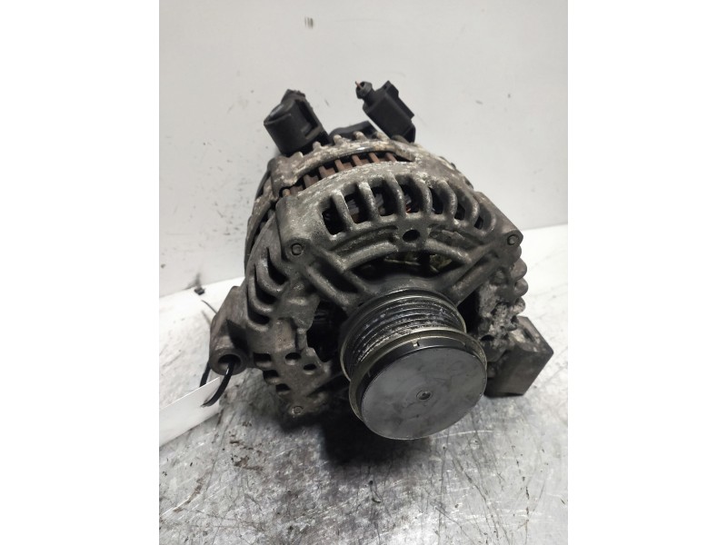 Recambio de alternador para volvo c30 d5 kinetic referencia OEM IAM 0121615014  