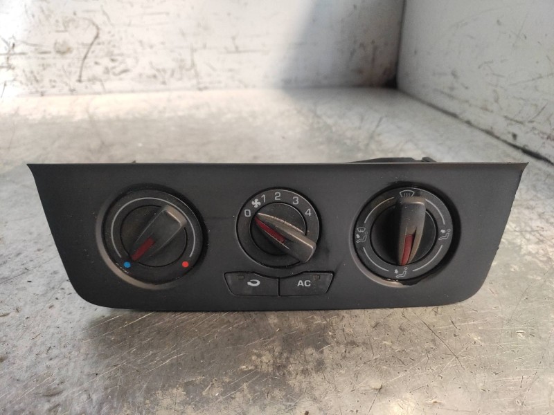 Recambio de mando calefaccion / aire acondicionado para seat ibiza sc (6j1) sport referencia OEM IAM 6J0820045  