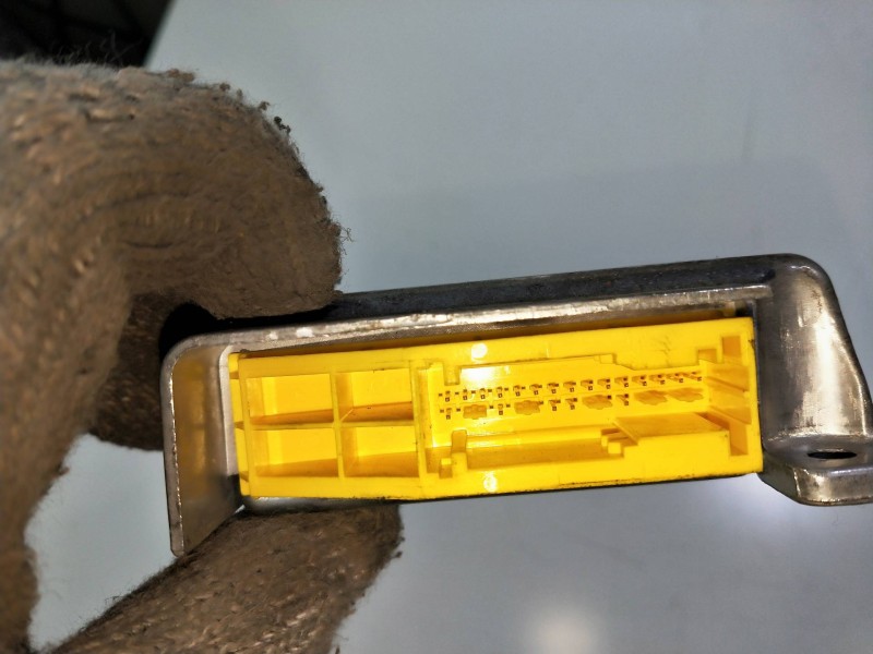 Recambio de kit airbag para kia carens 1.8 cat referencia OEM IAM   