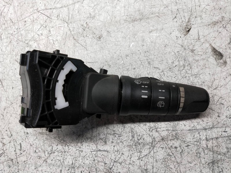 Recambio de mando limpia para nissan x-trail (t30) comfort referencia OEM IAM 252608H905  