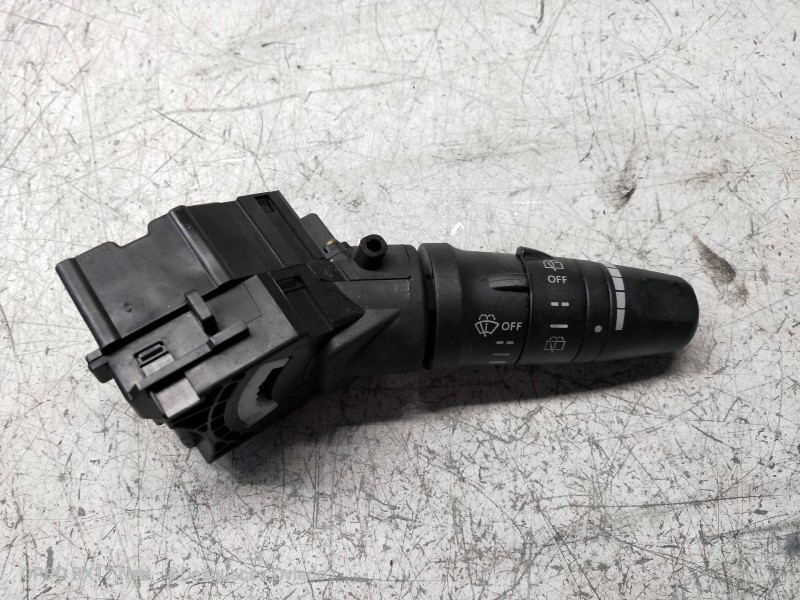 Recambio de mando limpia para nissan x-trail (t30) comfort referencia OEM IAM 252608H905  