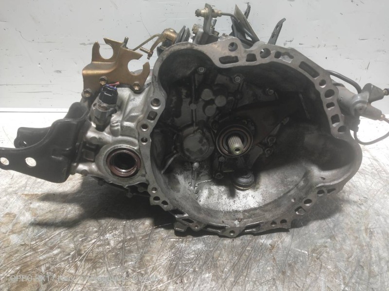 Recambio de caja cambios para toyota corolla (e11) 1.6 16v referencia OEM IAM Z71017739  