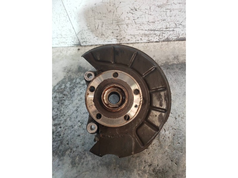 Recambio de mangueta delantera izquierda para volkswagen passat berlina (3c2) highline referencia OEM IAM   