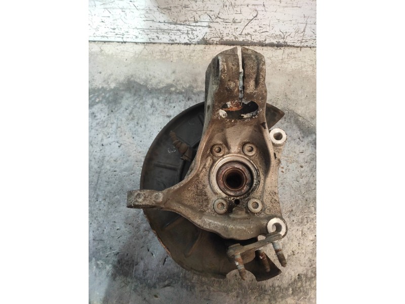 Recambio de mangueta delantera izquierda para volkswagen passat berlina (3c2) highline referencia OEM IAM   